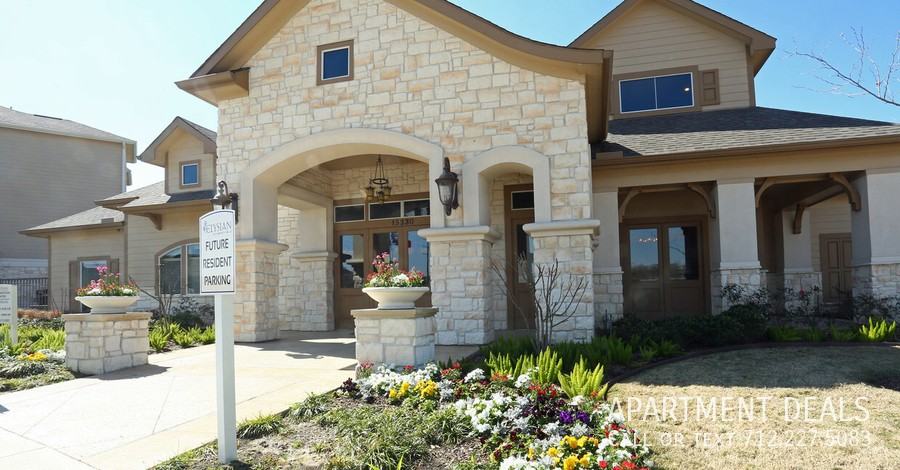 15336 Liberty River Dr #2065 - Photo 3 of 28