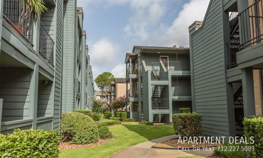 2256 Holly Hall St #2074 - Photo 3 of 38