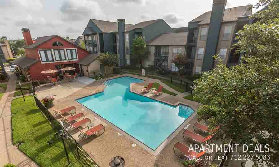 2256 Holly Hall St #2074 - Photo 5 of 38