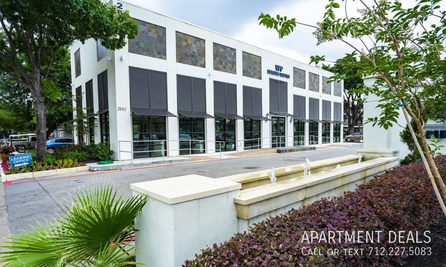 2607 Lazy Hollow Dr #2179 - Photo 2 of 50