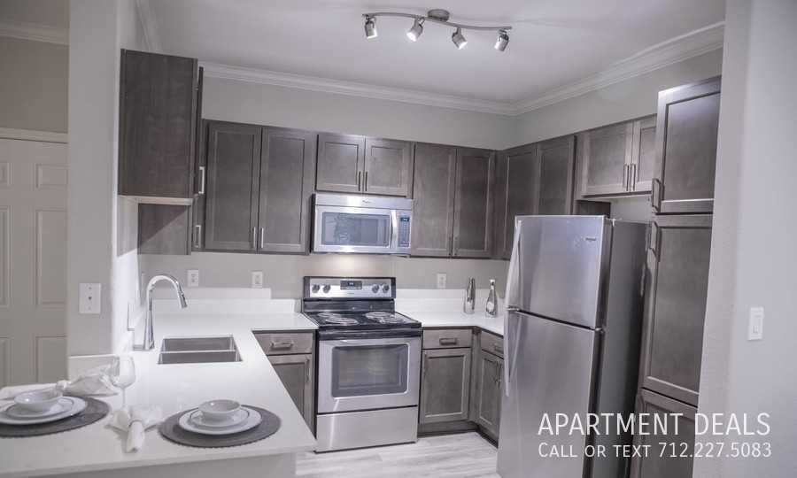 9106 Westheimer Rd #2216 - Photo 2 of 26