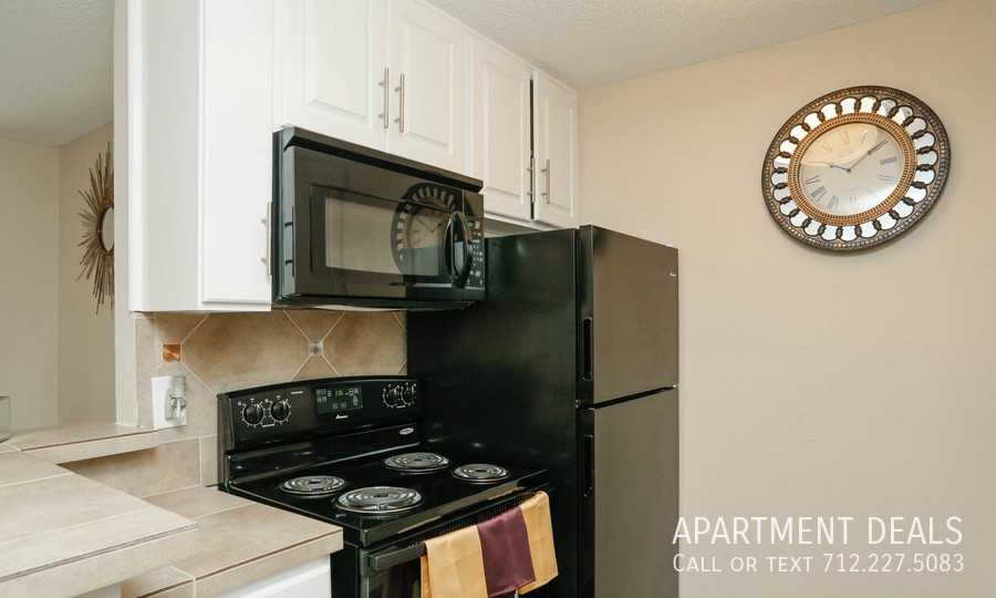 Northpoint Dr #2225 - Photo 5 of 50