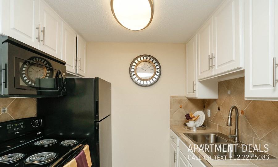 Northpoint Dr #2225 - Photo 6 of 50