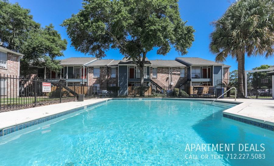 2007 Laverne St #2288 - Photo 7 of 29