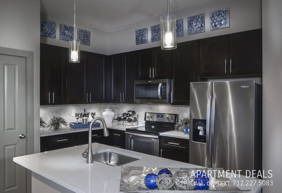 881 N Eldridge Pkwy #2305 - Photo 6 of 36