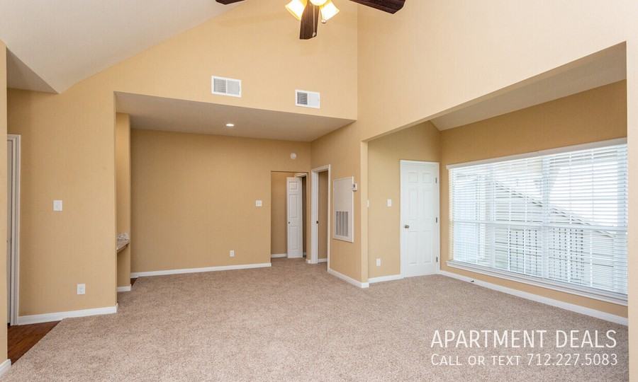 Westpark Dr #2319 - Photo 6 of 46