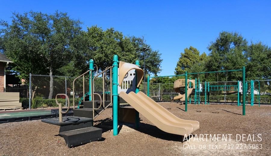 Ashford Oak Dr #2322 - Photo 6 of 50