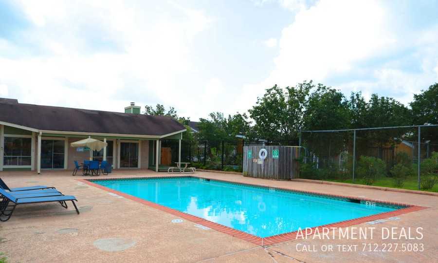 12612 Ashford Chase Dr #2850 - Photo 3 of 40