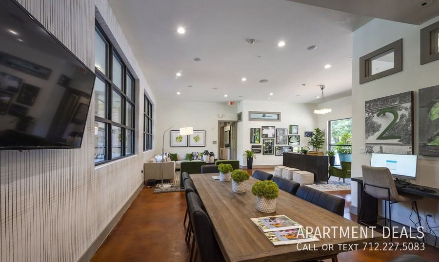 2228 Smith St #2871 - Photo 7 of 39