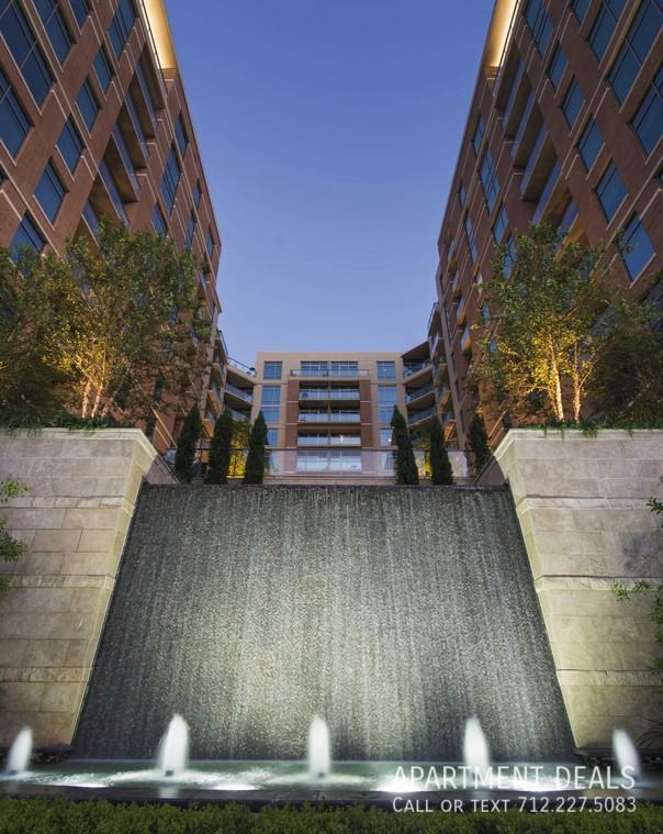 2421 Tangley St #2892