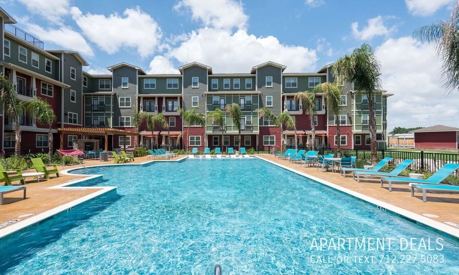 1907 Cullen Blvd #2899 - Photo 2 of 25