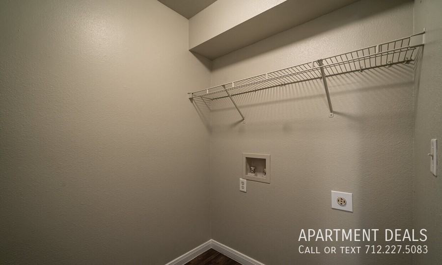 Normandy St #2980 - Photo 5 of 33