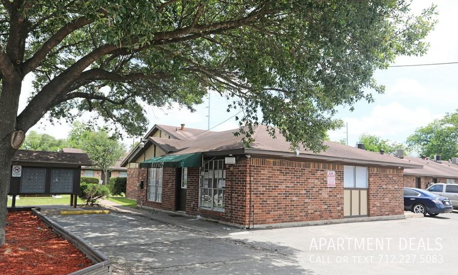 58 Bennington St #3045 - Photo 6 of 14