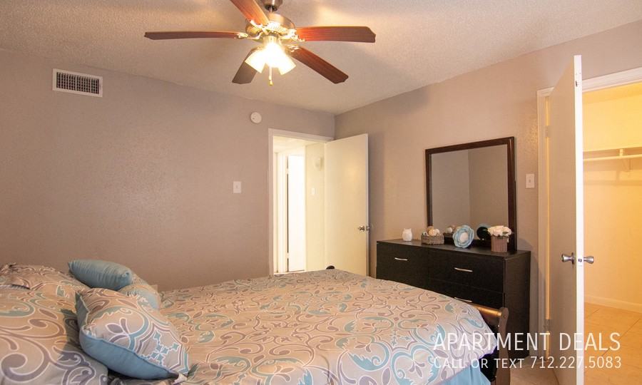 6106 Marinette Dr #3152 - Photo 2 of 18