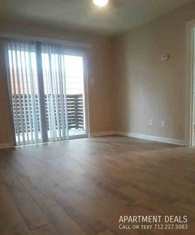 131 W Dyna Dr dashunaymayberry@gmail.com #3165 - Photo 3 of 50