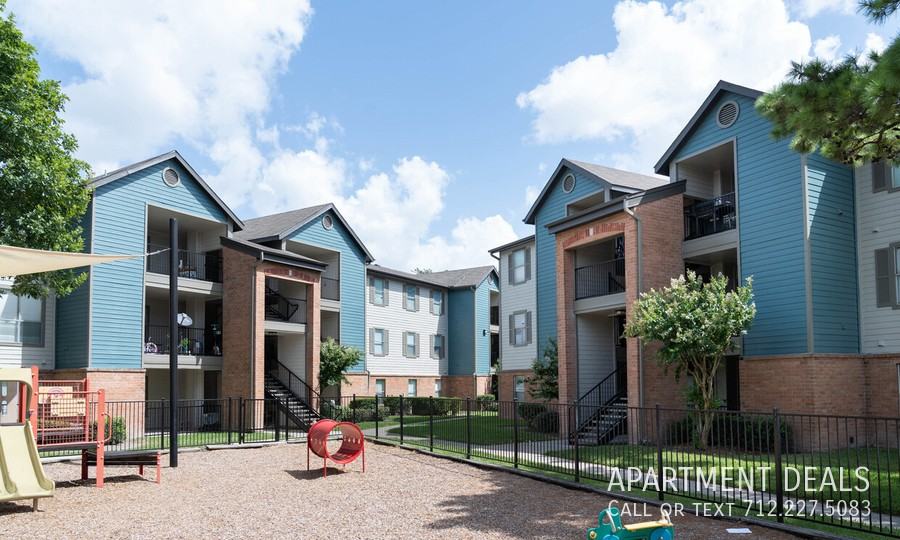 Greens Crossing Blvd #3179 - Photo 4 of 14