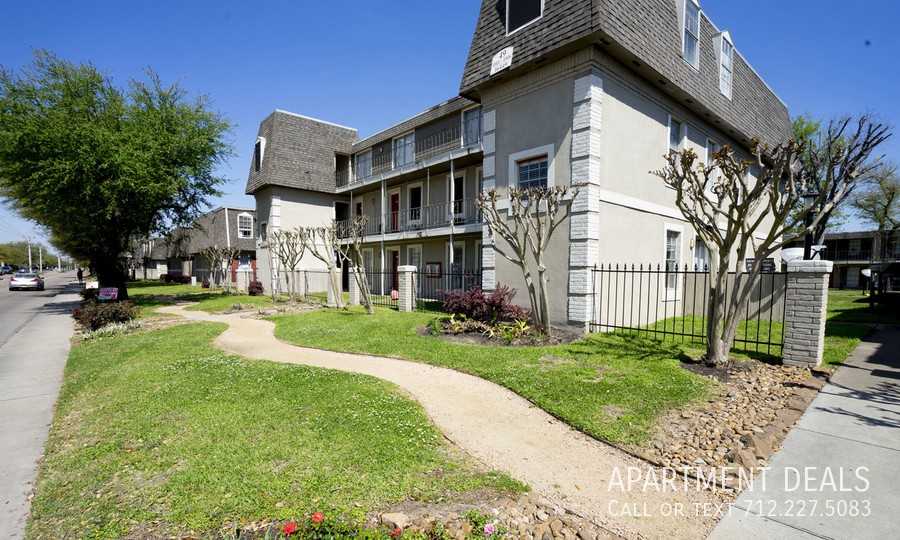 Buccaneer Ln #3264 - Photo 5 of 50