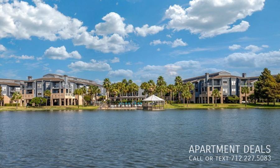 906 Henderson Ave #3274