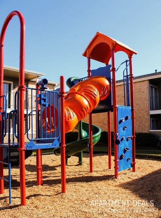 Wayforest Dr #3318 - Photo 7 of 18