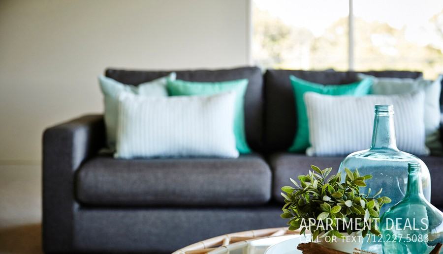 Wayforest Dr #3319 - Photo 4 of 18