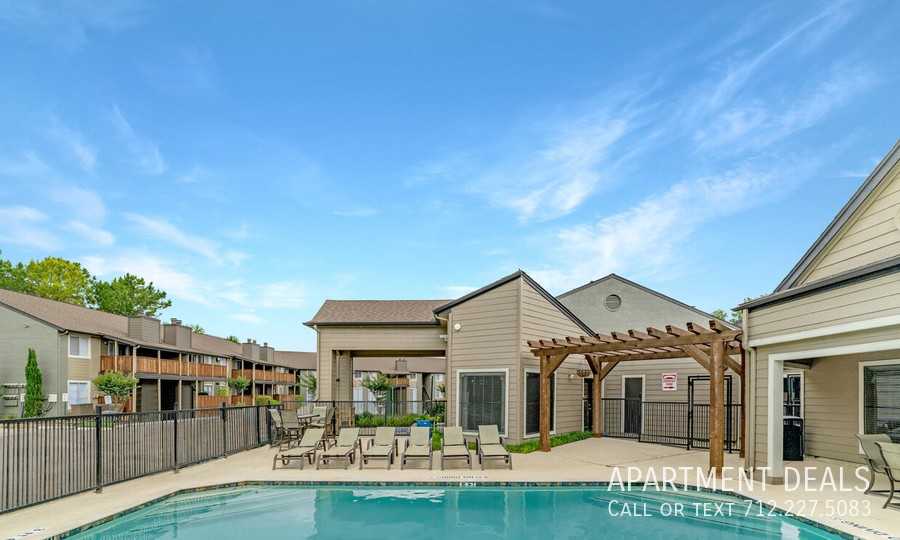 413 Greens Rd #3322 - Photo 7 of 13