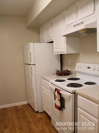 6 Greens Rd @ Imperial Valley Dr MB #3329 - Photo 5 of 27