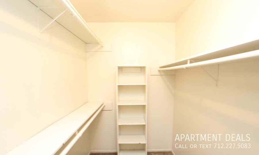 6 Willowbend Blvd @ Maranatha Ct #3401 - Photo 4 of 25