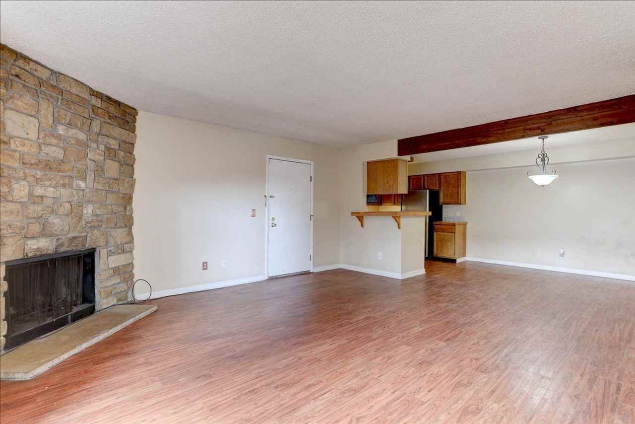 341 Wright St #9-102 - Photo 4 of 19