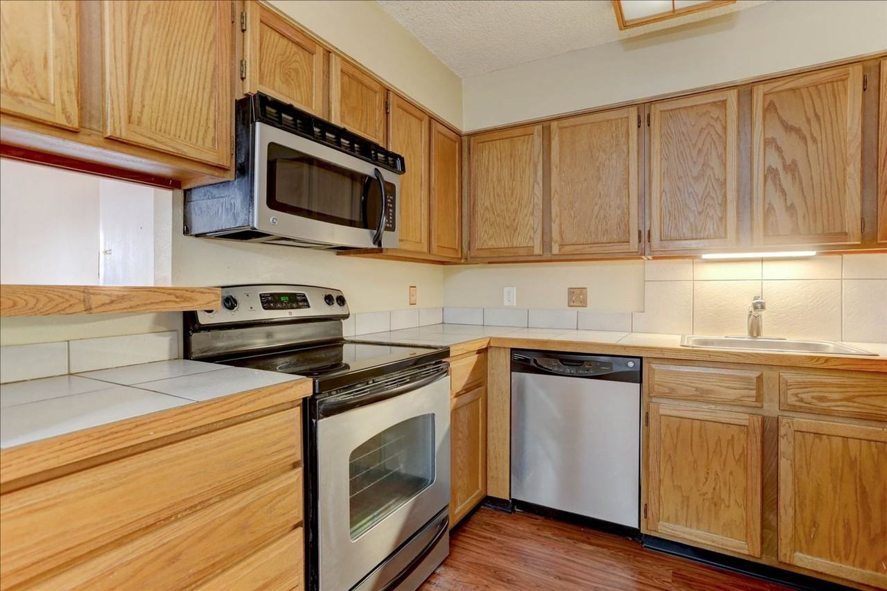 341 Wright St #9-102 - Photo 6 of 19