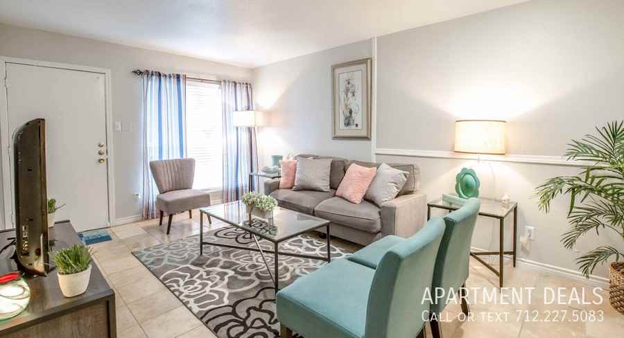 Emnora Ln #3424 - Photo 2 of 23