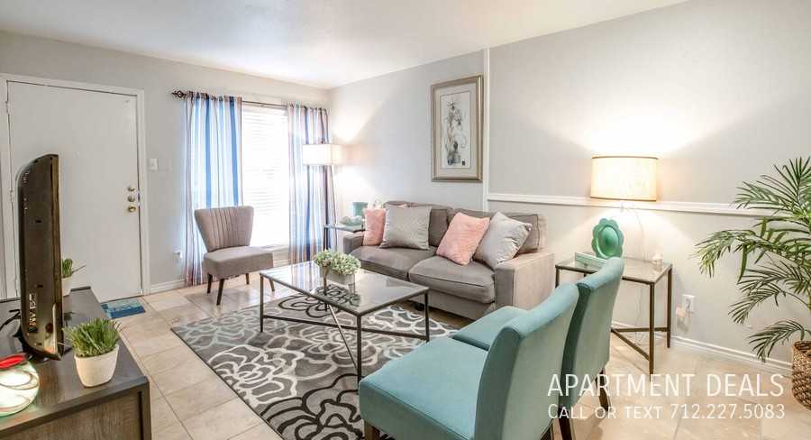 Emnora Ln #3425 - Photo 2 of 23