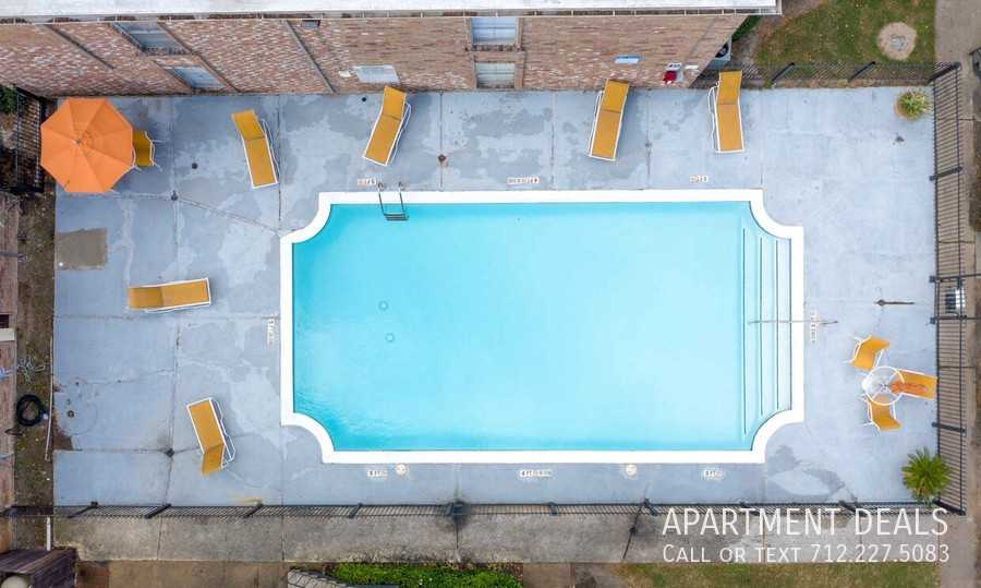 Emnora Ln #3425 - Photo 3 of 23