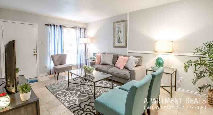 Emnora Ln #3426 - Photo 2 of 23