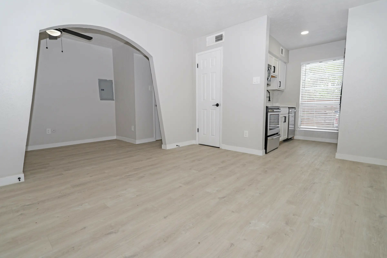 Bachman Place Apartments - Photo 5 of 6