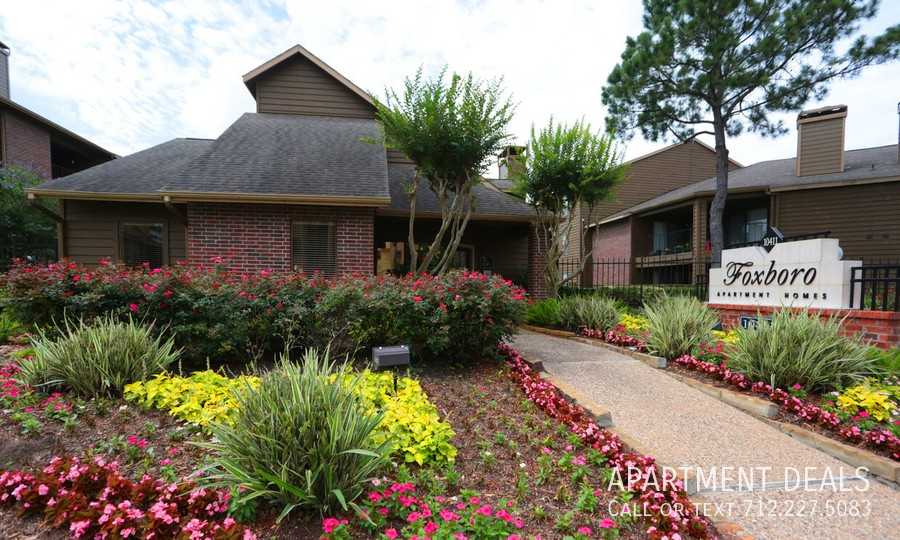 13 South Loop W #3591 - Photo 3 of 21