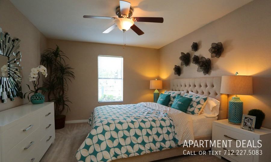 Harwin Dr #4294 - Photo 3 of 33