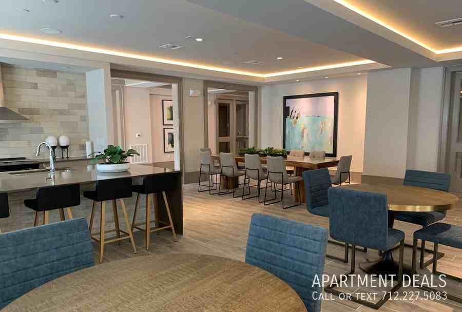 8512 Hempstead Rd #4322 - Photo 6 of 14