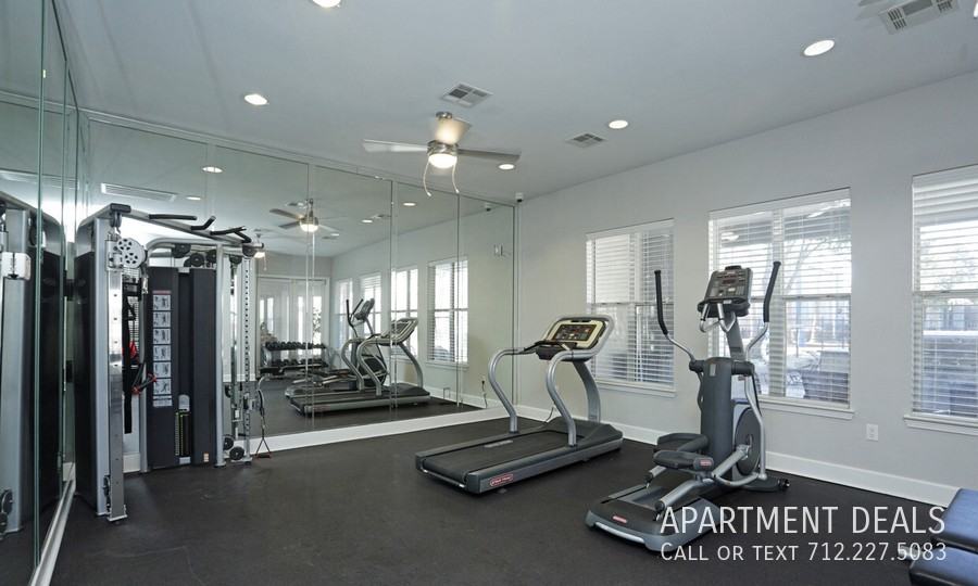 Clear Valley Dr #4329 - Photo 6 of 38