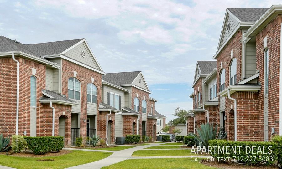 4828 E Sam Houston Pkwy N #4330 - Photo 5 of 23