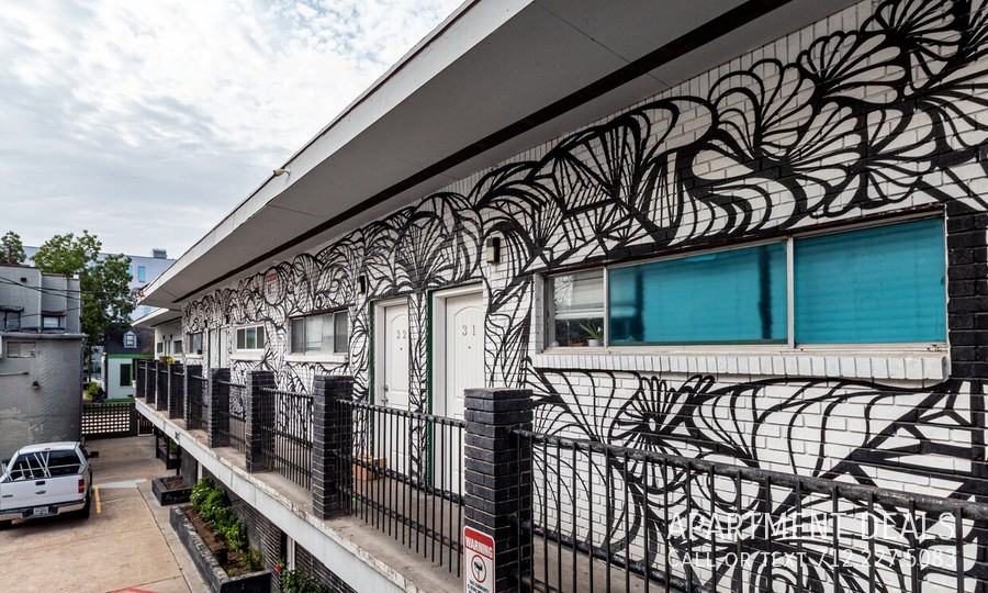 3823 Fannin St #4338 - Photo 3 of 39