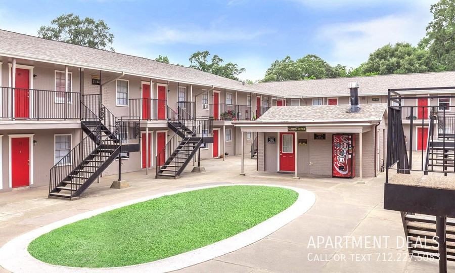 8357 Park Place Blvd #4341 - Photo 5 of 41