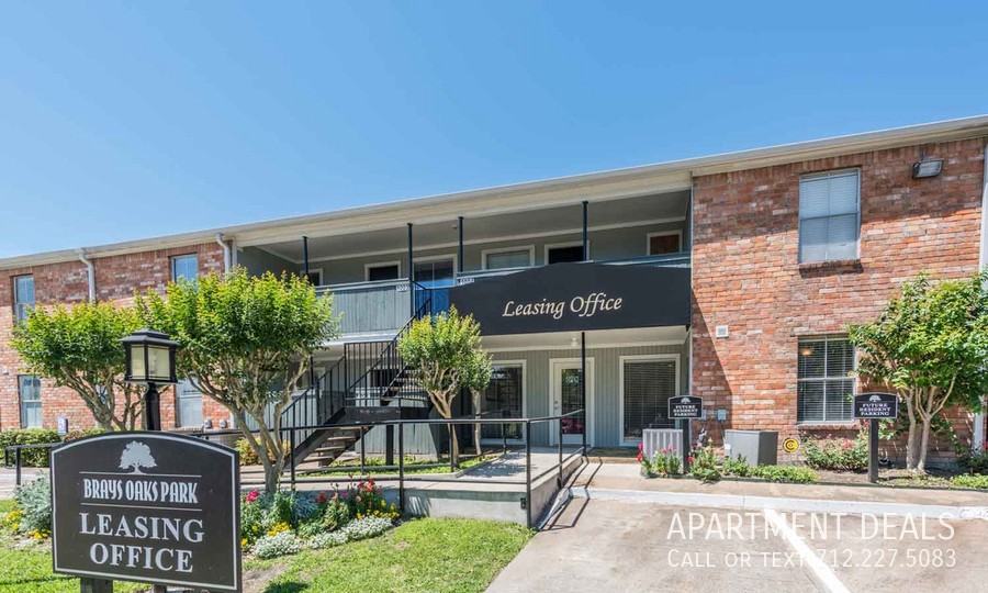 Sandpiper Dr #4364 - Photo 3 of 5