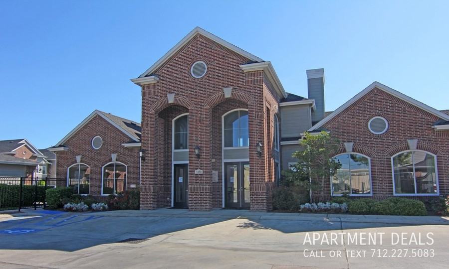 7486 N Shepherd Dr #4435 - Photo 4 of 25