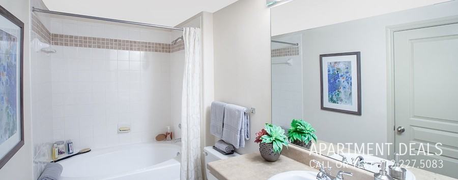 8336 N Sam Houston Pkwy E Aparrmt 9101 #1323 - Photo 5 of 9