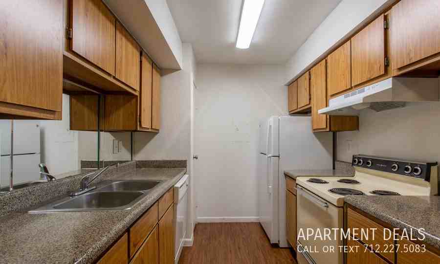 19926 Foxwood Forest Blvd #2500 - Photo 3 of 33