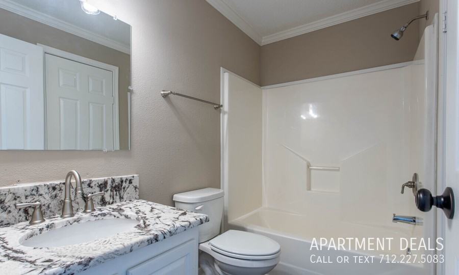 108 Varsity Dr #3636 - Photo 3 of 14