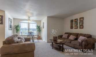 featured image of Lakeridge Rd #3677