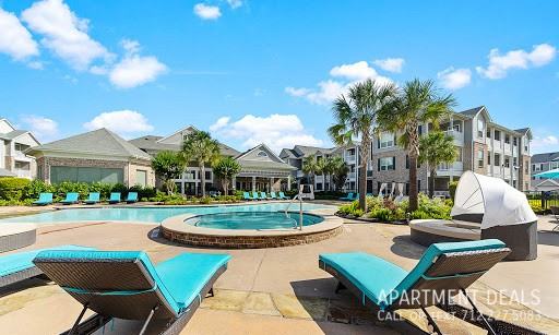 Colonial Pkwy #1456 - Photo 6 of 42