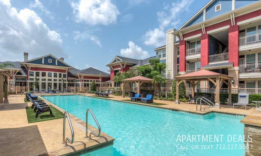 24764 Grand Harbor Dr #1518 - Photo 6 of 16