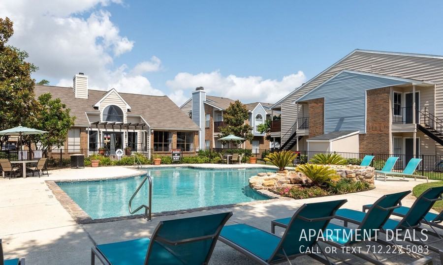 Park Tree Ln #2609 - Photo 4 of 24